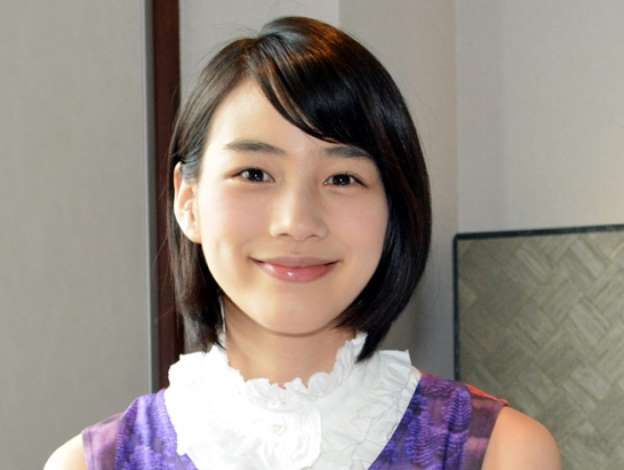 人気の20代女優ランキング126選・最新版を投票で決定【CM女王が多い！】