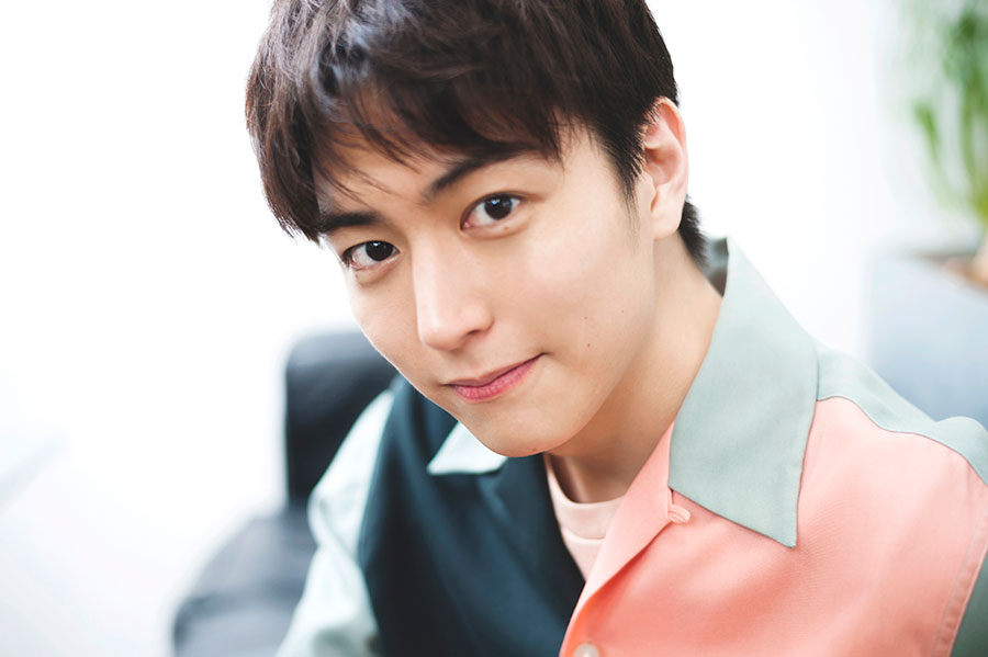 人気の20代俳優ランキング116選・最新版を投票で決定【イケメンや個性派俳優も多数!】