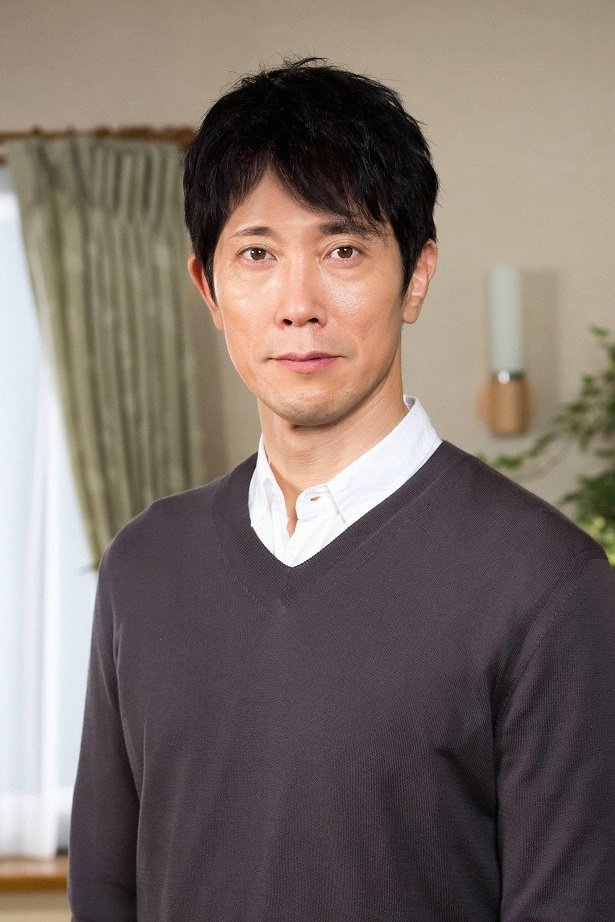 馬顔の芸能人32人・イケメンと美女別!10の特徴も解説【最新版】