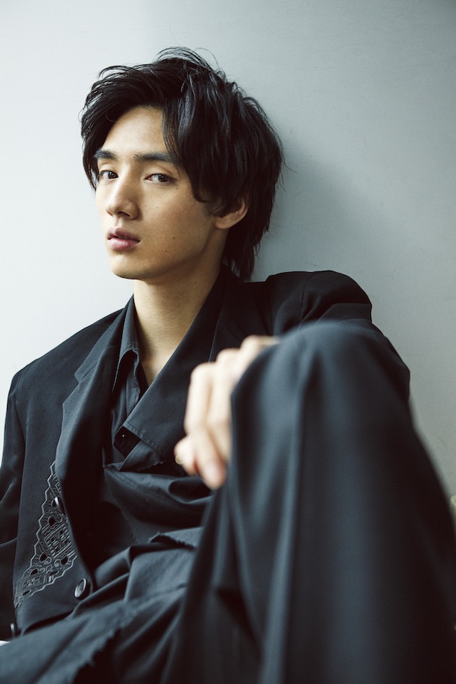 人気の20代俳優ランキング116選・最新版を投票で決定【イケメンや個性派俳優も多数!】