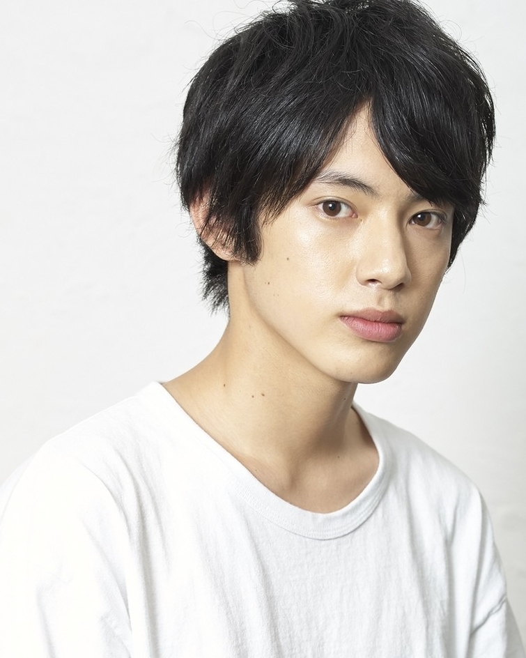 人気の20代俳優ランキング116選・最新版を投票で決定【イケメンや個性派俳優も多数!】