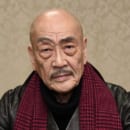 人気の脇役俳優ランキング80選・2022最新版を投票で決定【ドラマや映画で必要不可欠な存在!】